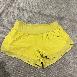 Lululemon Calm Tides Running High Rise Short - Size 6